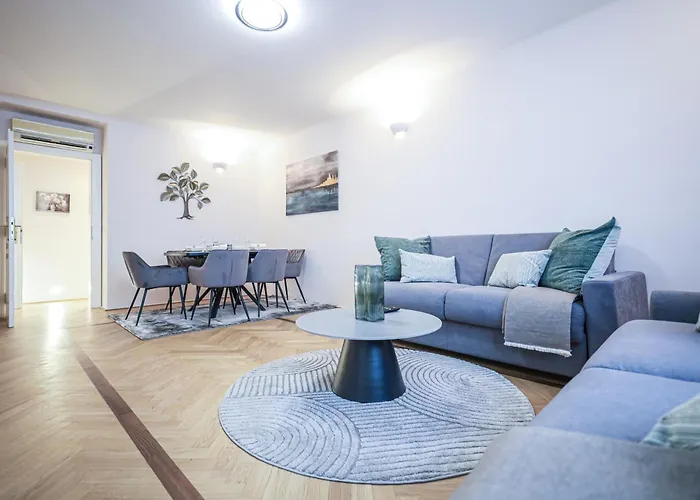 Appartement 1 Bdr - Dreamy, Right Near Vienna's Old *